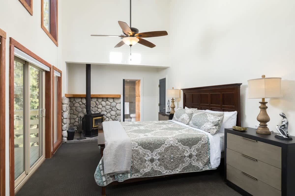 Master King Bedroom. Cozy log fireplace.