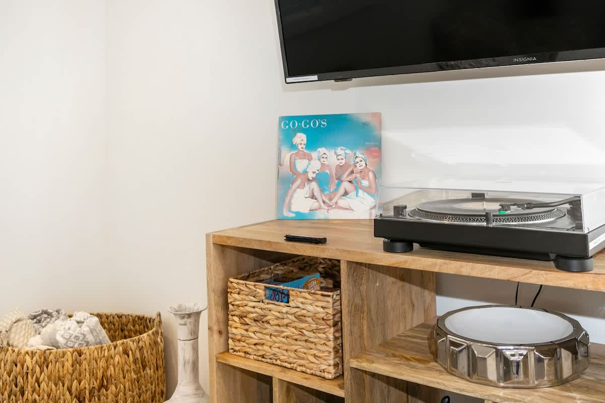 Enjoy a relaxing time while playing records from our vinyl library