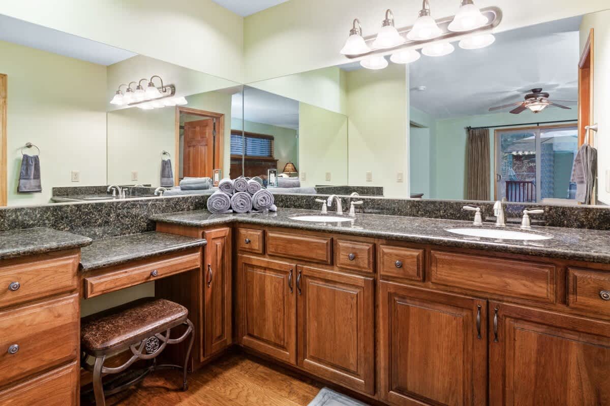 Double-sink primary bathroom with vanity