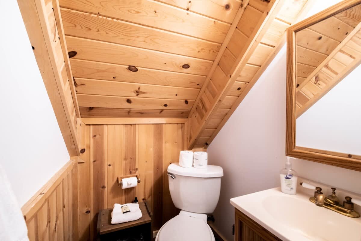 Guest house half bath