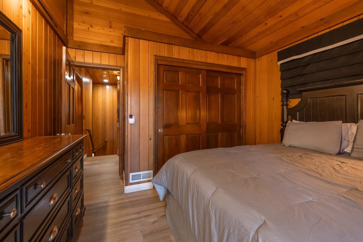 King bedroom