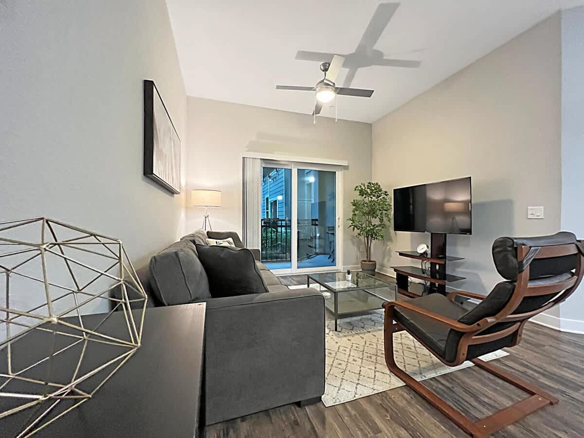 Luxury Central Tampa, Resort-Style Amenities
