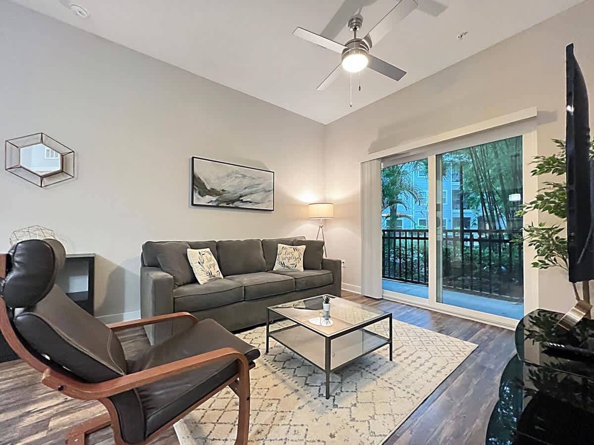 Luxury Central Tampa, Resort-Style Amenities