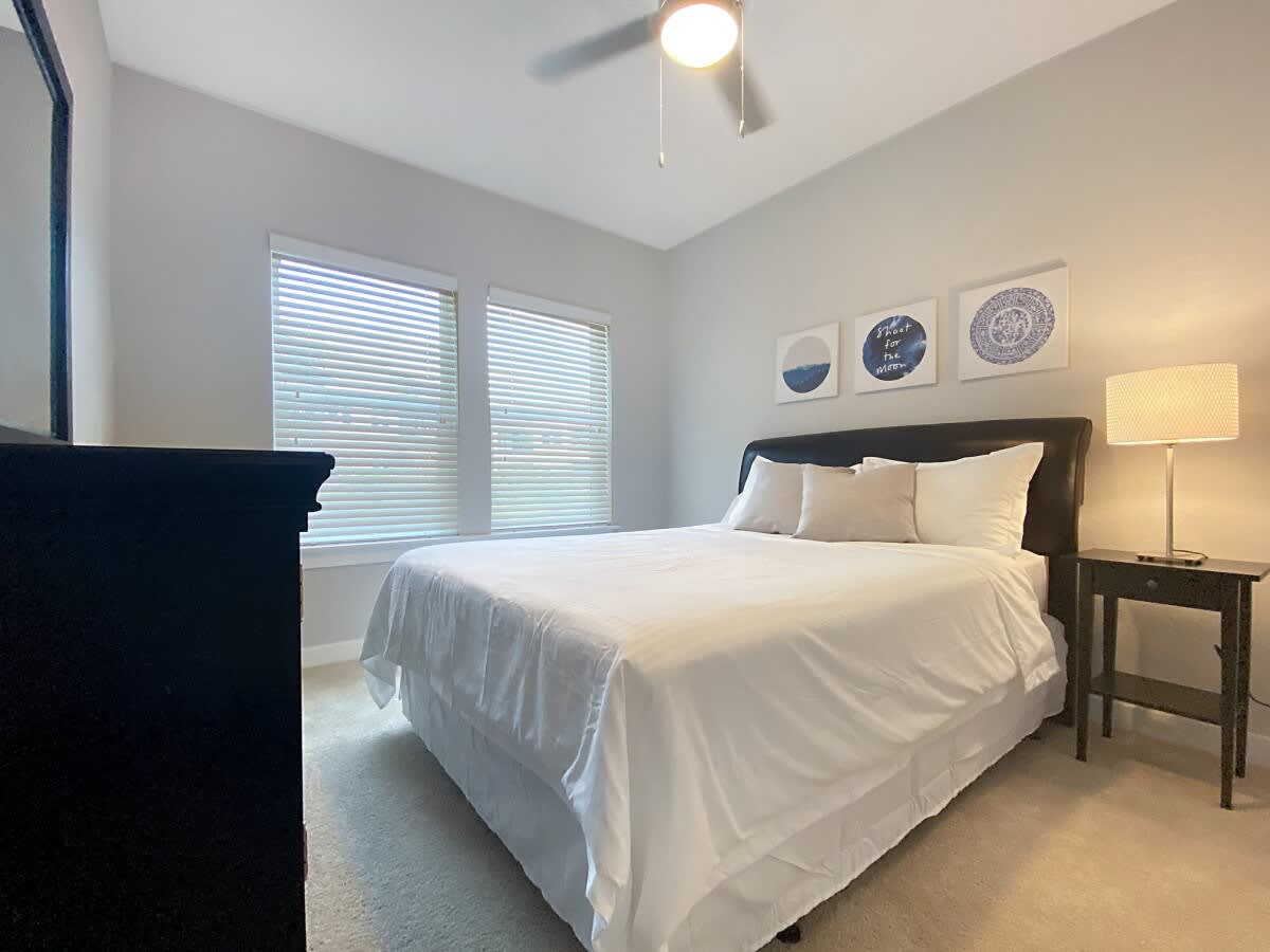 Brilliant Westshore Haven - Lush Courtyard Views