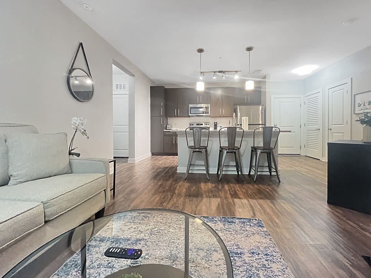 Brilliant Westshore Haven - Lush Courtyard Views