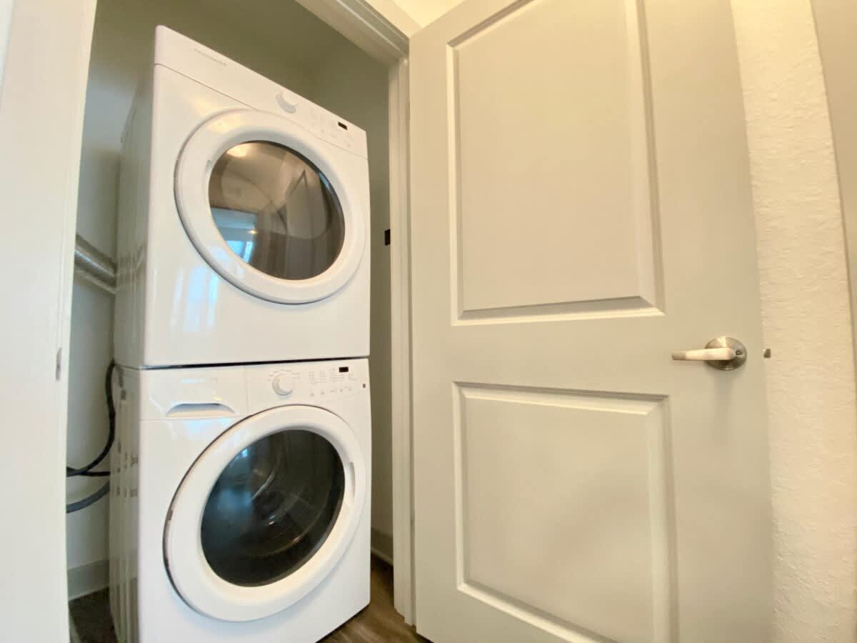 Heart of Tampa, Beaches and Parks, Courtyard Views