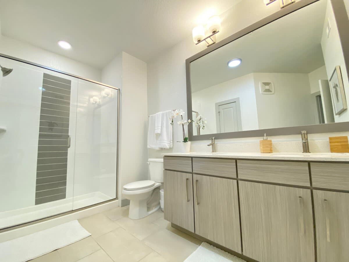 Heart of Tampa, Beaches and Parks, Courtyard Views