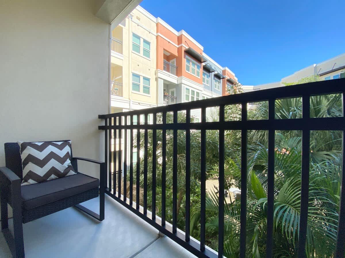 Heart of Tampa, Beaches and Parks, Courtyard Views