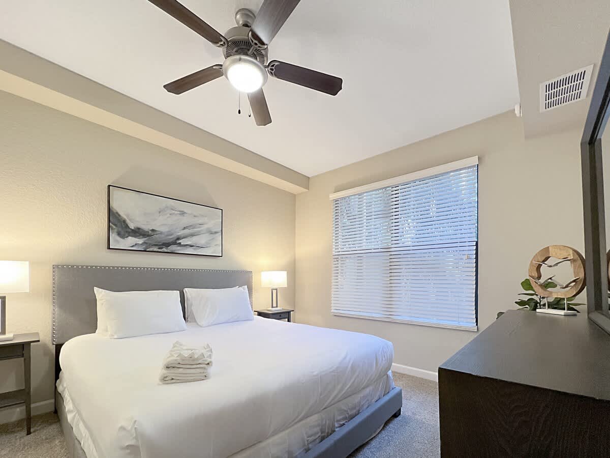 Lush Courtyard Views Luxury Amenities in Westshore