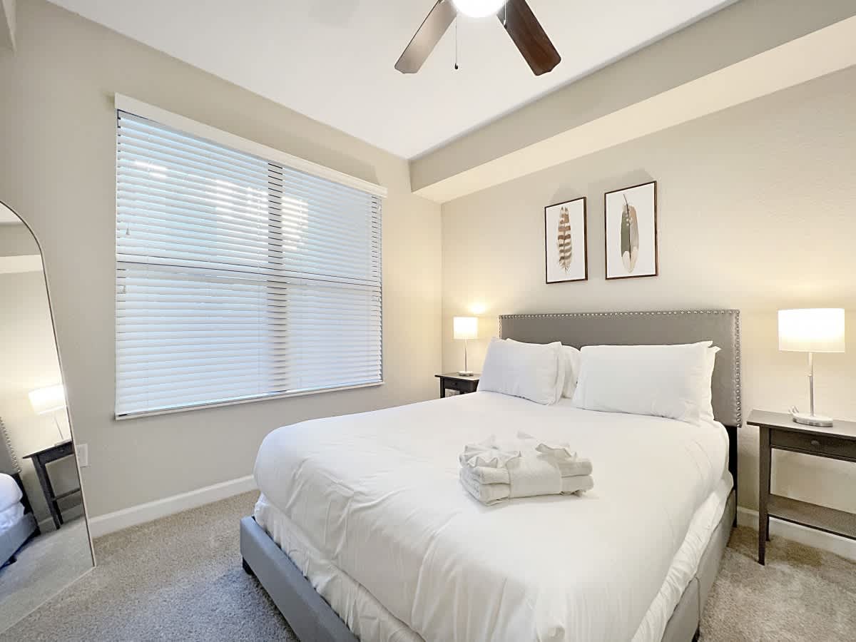 Lush Courtyard Views Luxury Amenities in Westshore