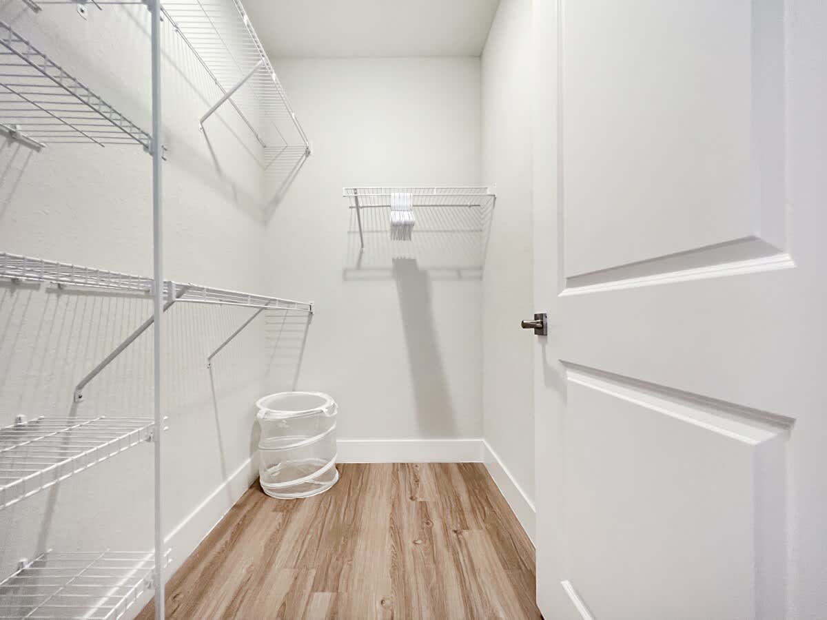 Luxury Living Near Moffitt & USF, Pool Views!