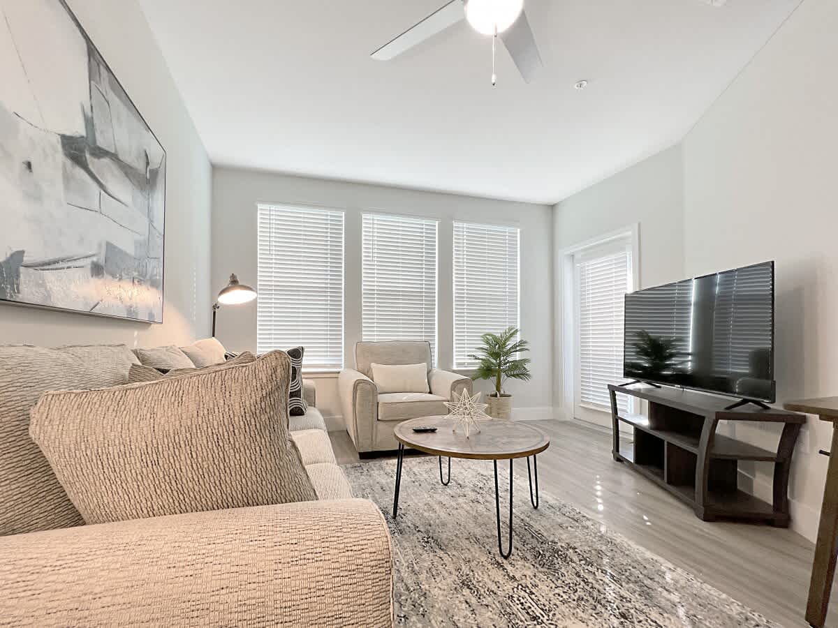 Luxury Living Near Moffitt & USF, Pool Views!