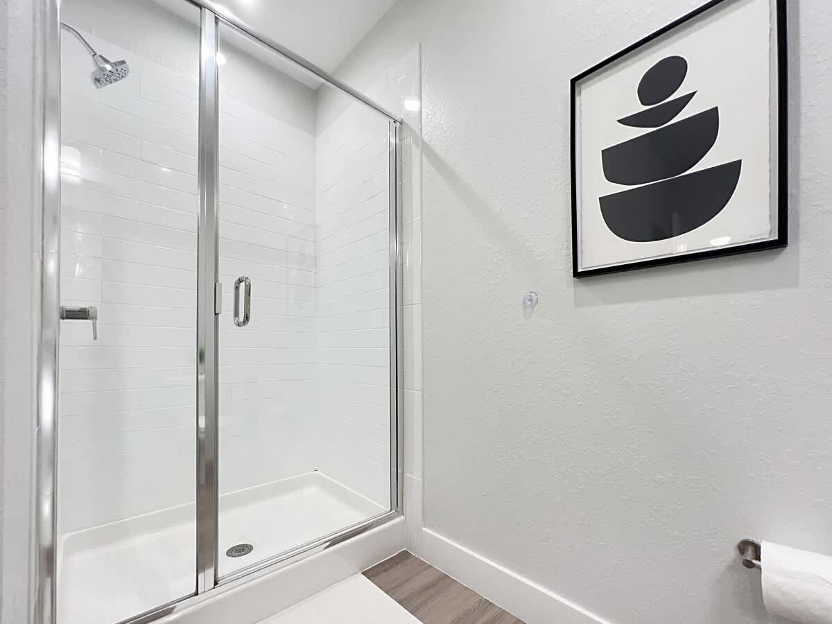 Luxury Living Near Moffitt & USF, Pool Views!