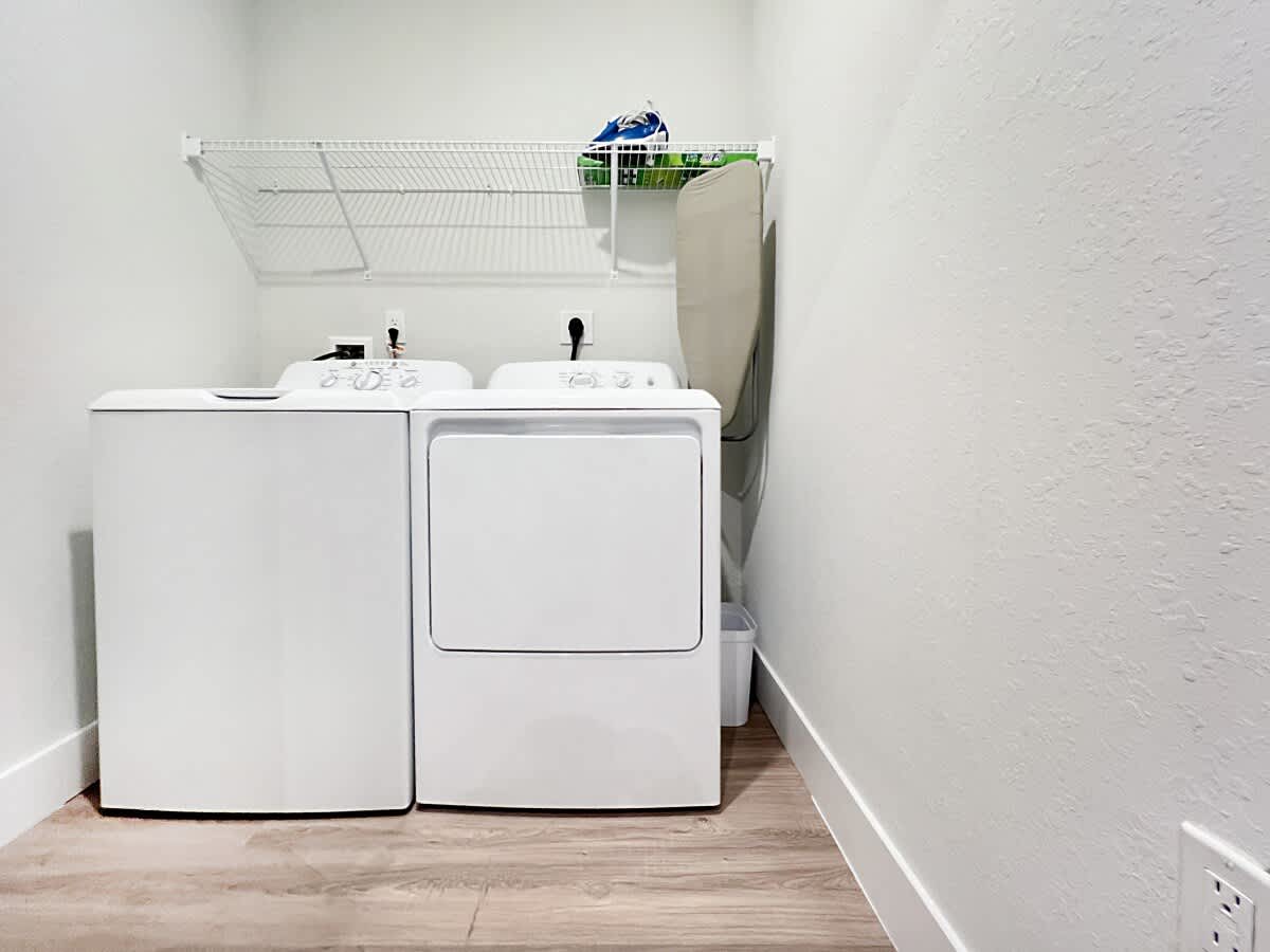 Luxury Living Near Moffitt & USF, Pool Views!