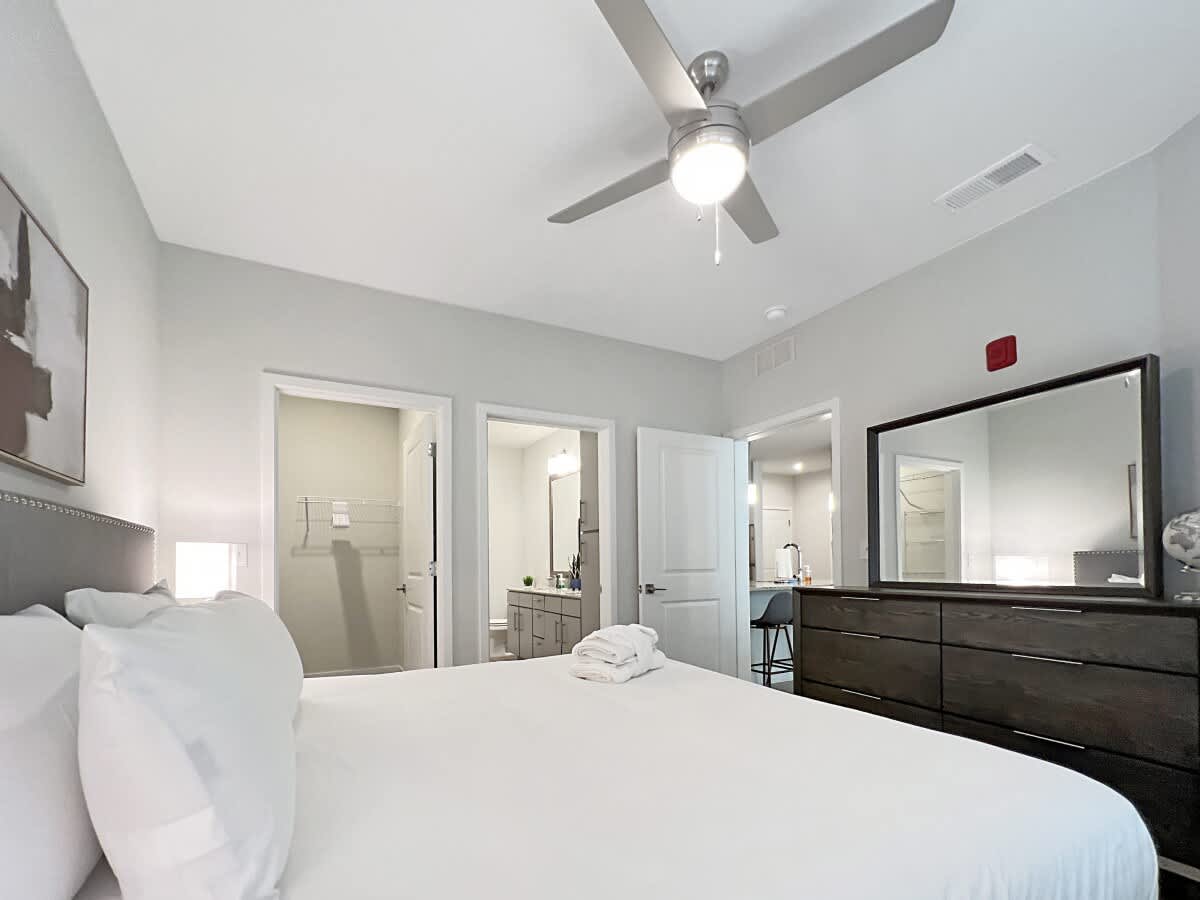 Luxury Living Near Moffitt & USF, Pool Views!