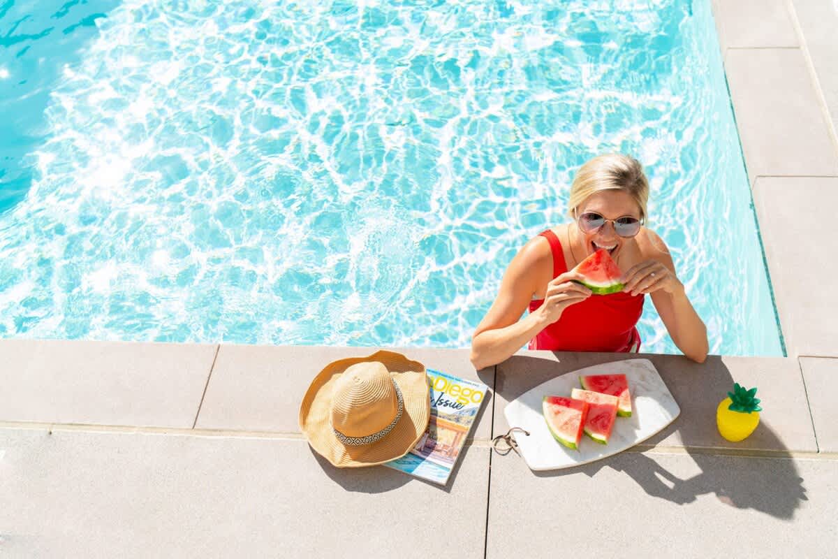 Luxury Living Near Moffitt & USF, Pool Views!