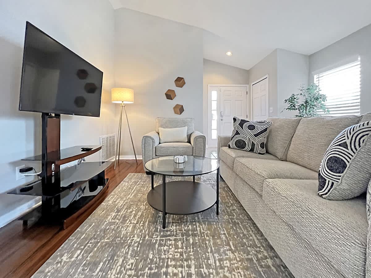 Modern 3 BR Home with Large Garage, Fenced Yard