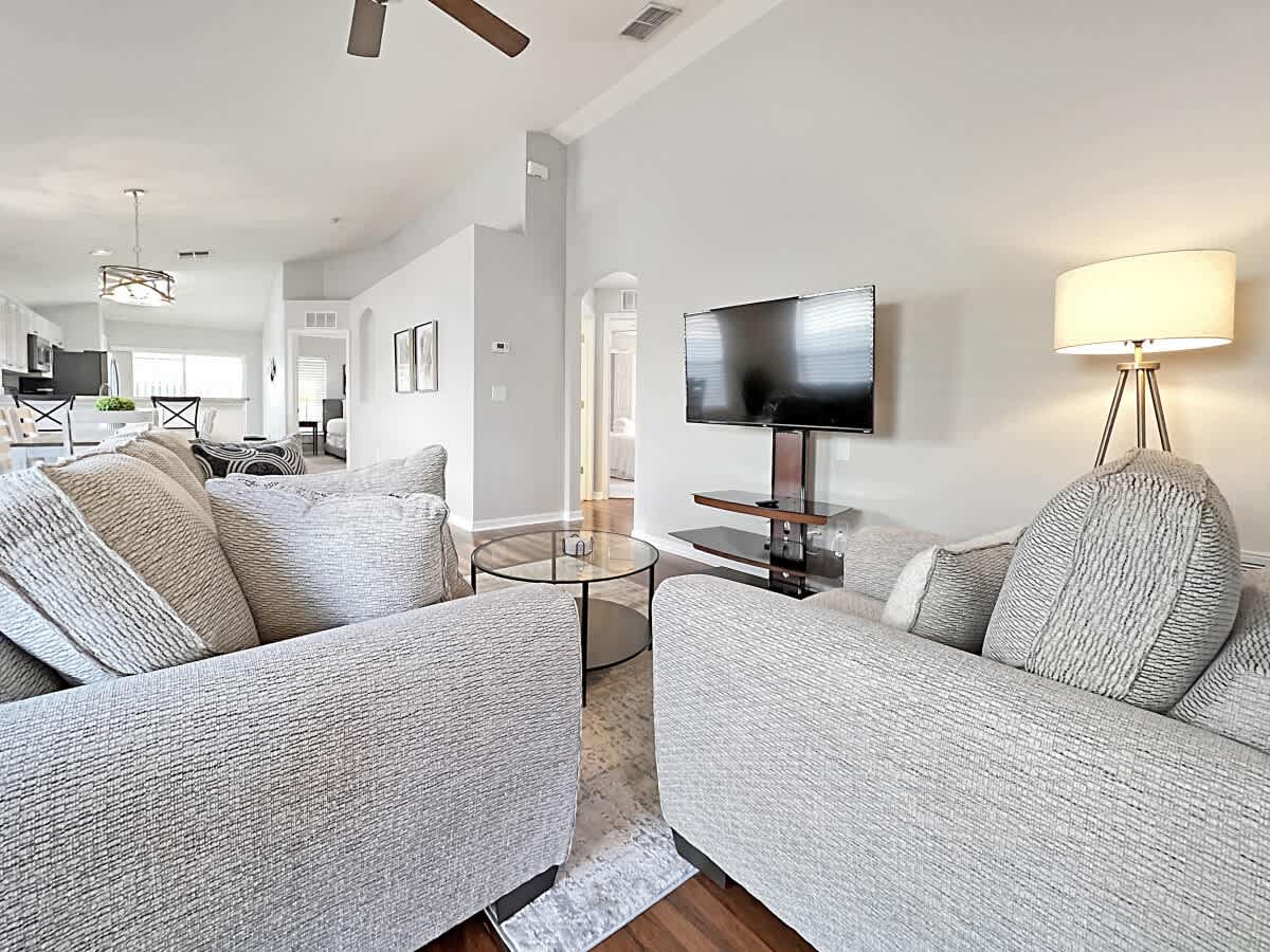 Modern 3 BR Home with Large Garage, Fenced Yard