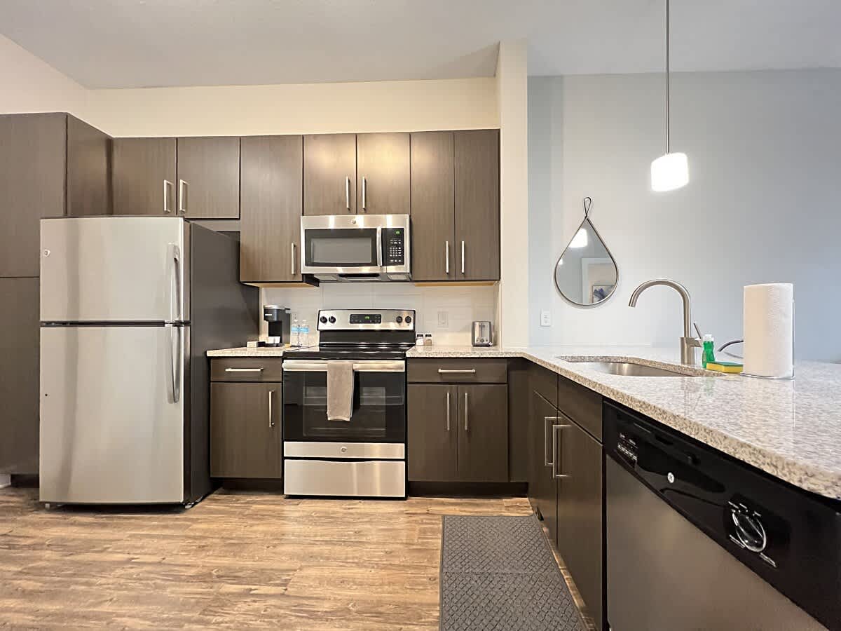 Heart of Downtown Tampa with Pool Views