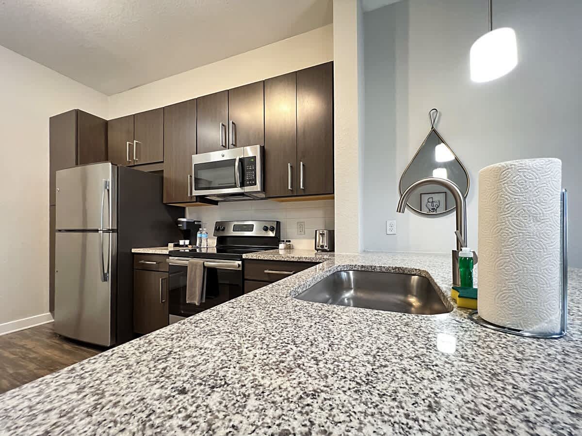 Heart of Downtown Tampa with Pool Views