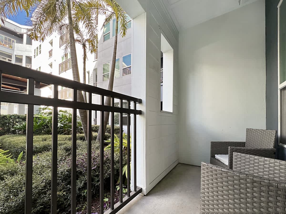 Heart of Downtown Tampa with Pool Views