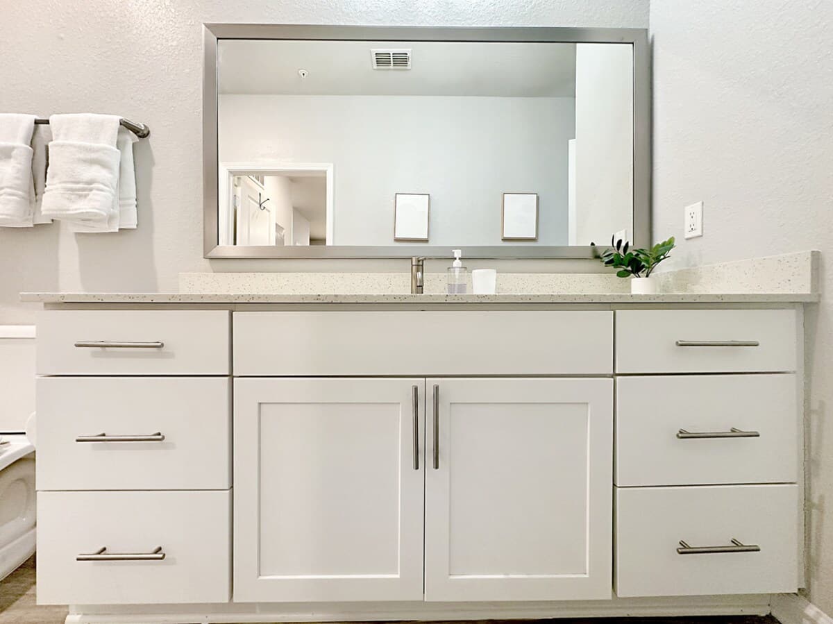 Luxury 1 BR in Clearwater, Upscale, Modern Amenities