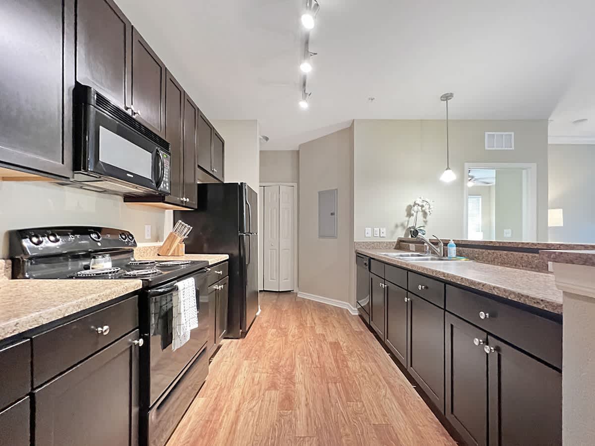 Tranquil 2 BR on 1st Floor, North Tampa/Lutz