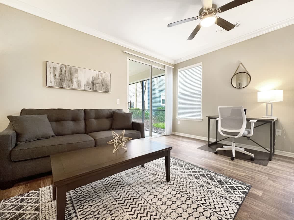 Tranquil 2 BR on 1st Floor, North Tampa/Lutz