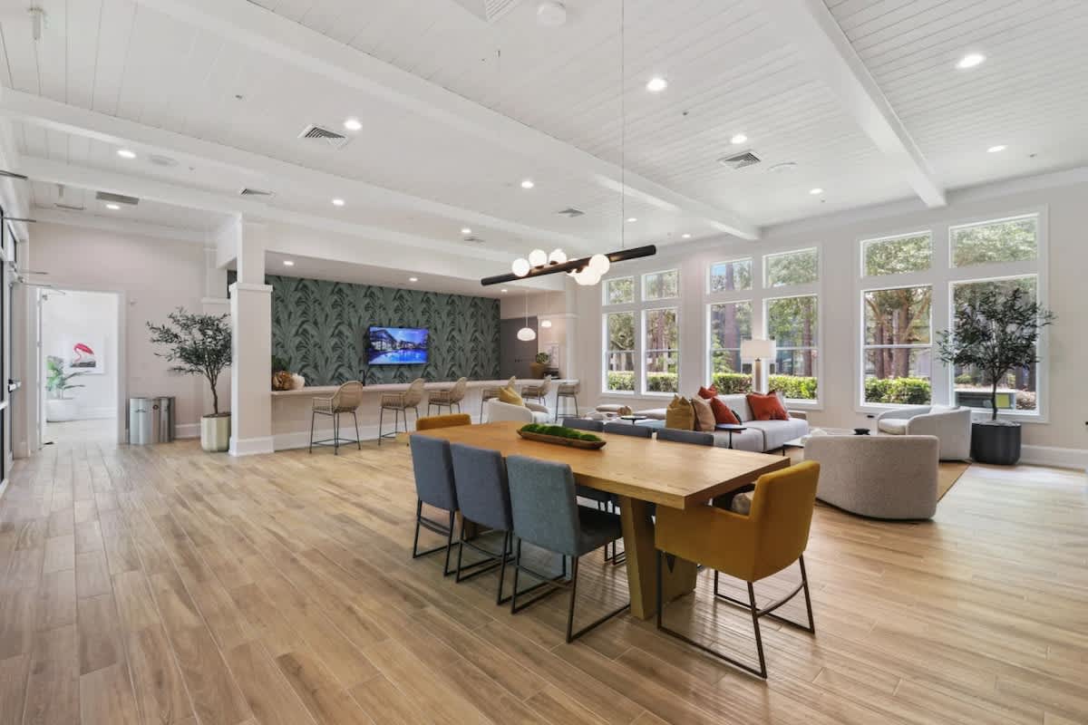 Tranquil 2 BR on 1st Floor, North Tampa/Lutz