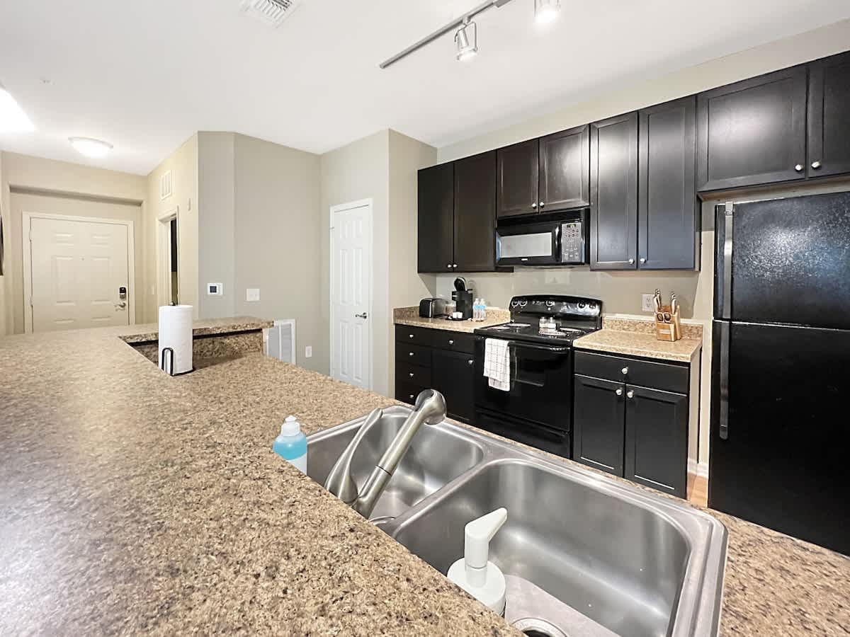 Tranquil 2 BR on 1st Floor, North Tampa/Lutz