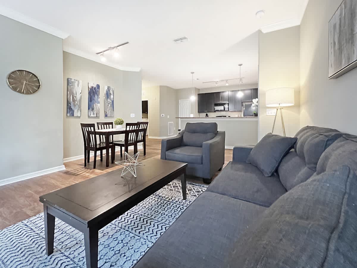 Tranquil 2 BR on 1st Floor, North Tampa/Lutz