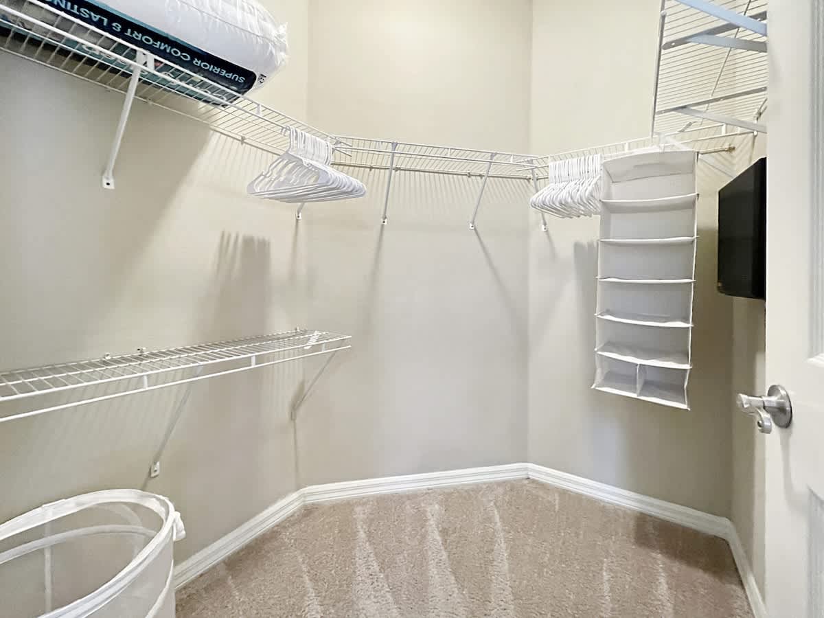 Tranquil 2 BR on 1st Floor, North Tampa/Lutz