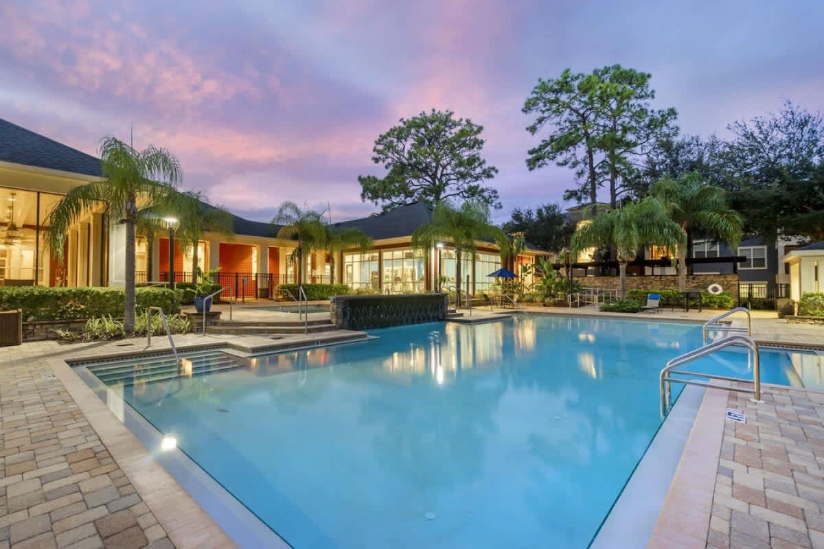 Tranquil 2 BR on 1st Floor, North Tampa/Lutz