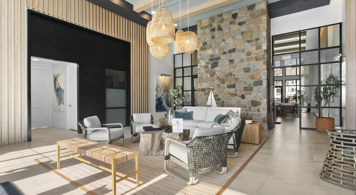 Luxury 1 BR Gated Clearwater Retreat w/ Pool & Gym