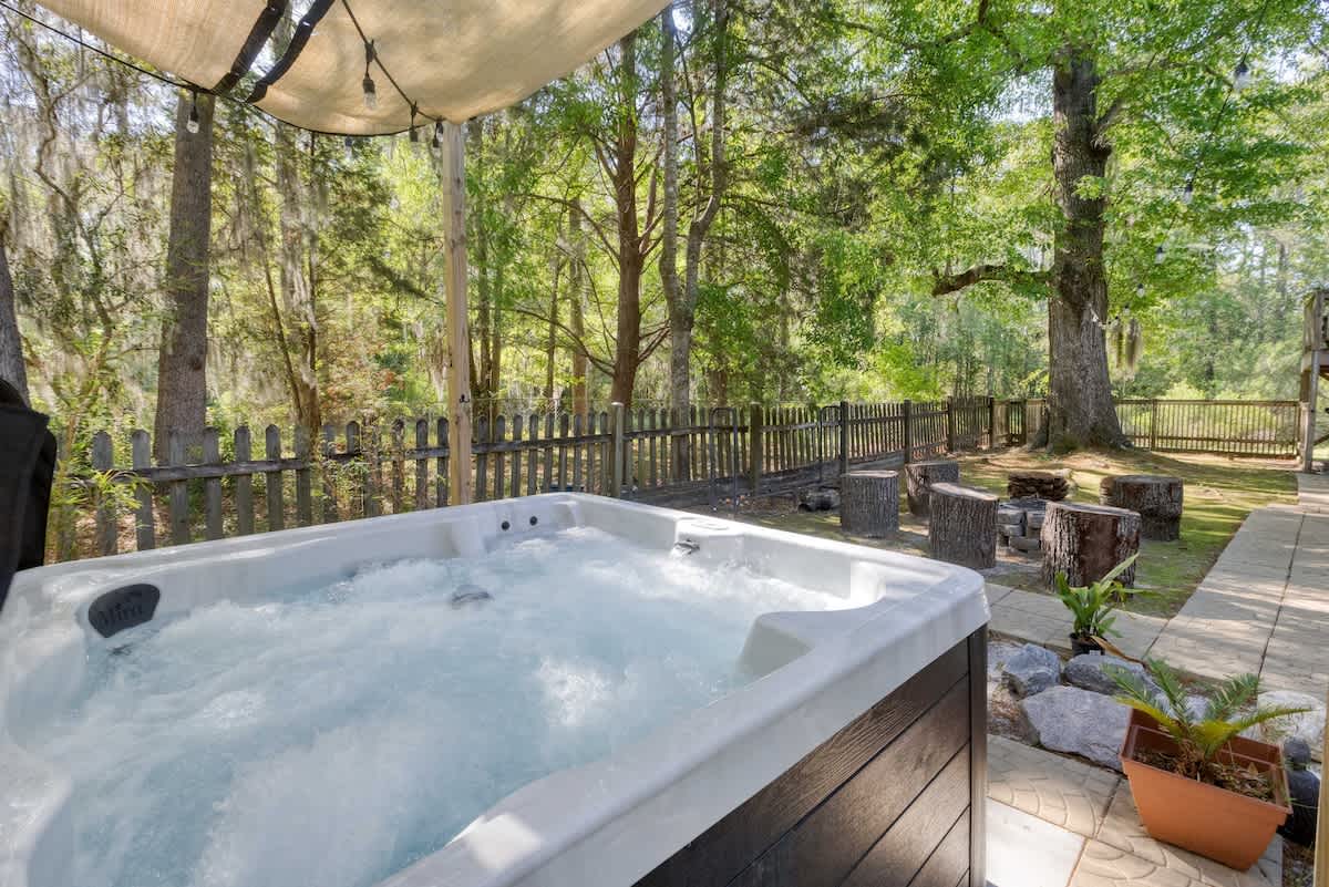 Hot Tub