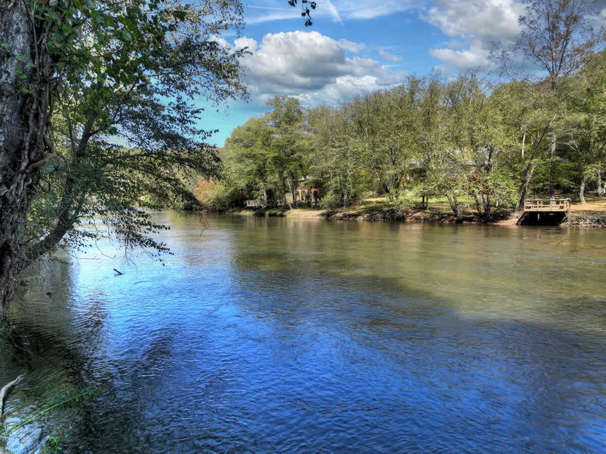 Smokey's Place | Free Night Offer! — Blue Ridge, GA — vacation rental