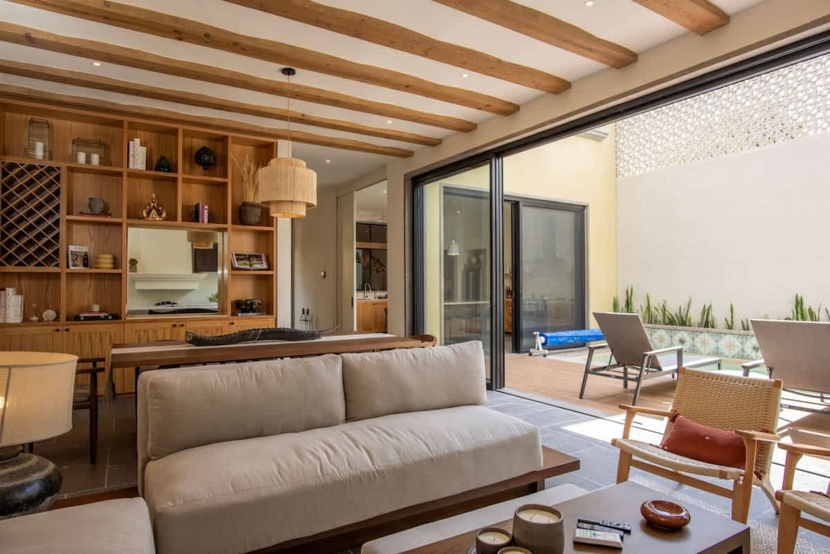 Luxury Villa with Private Pool, BBQ & Breakfast · photo 6