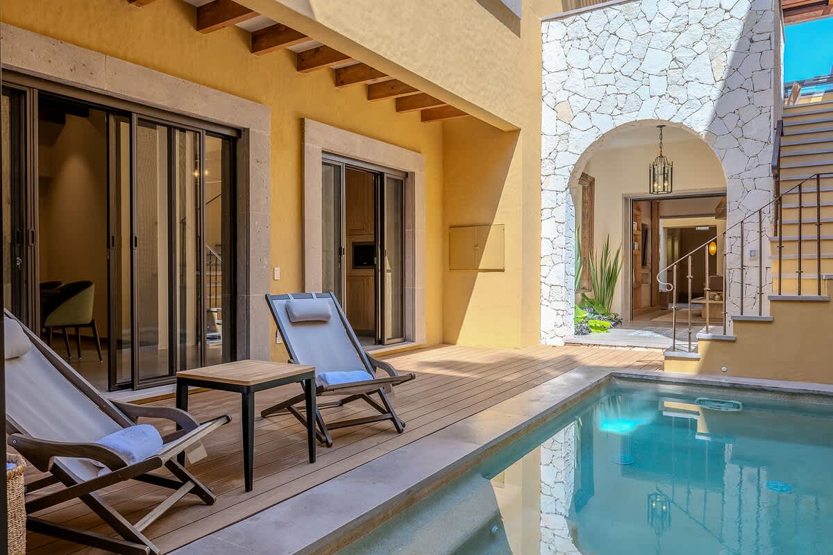 Designer Retreat in Centro Heated Pool & Views · photo 35