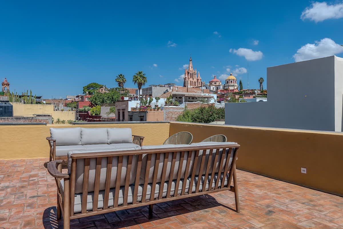 Designer Retreat in Centro Heated Pool & Views · photo 58
