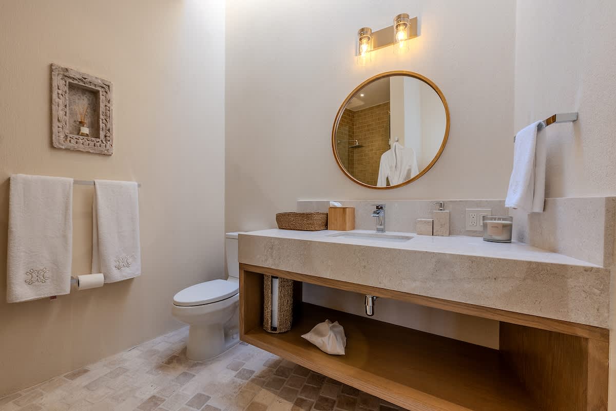 Designer Retreat in Centro Heated Pool & Views · photo 53