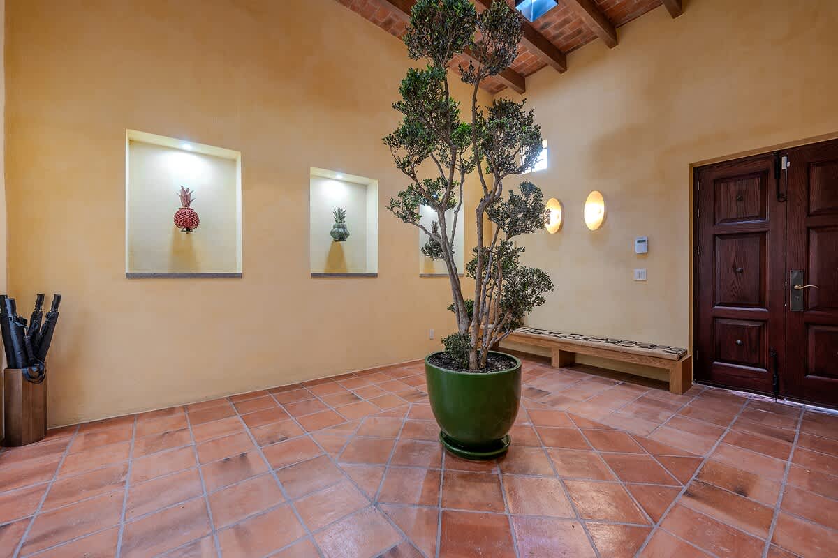 Designer Retreat in Centro Heated Pool & Views · photo 67