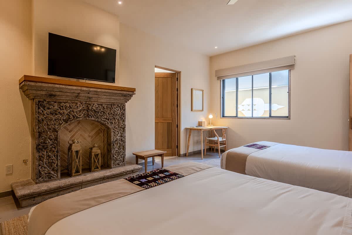 Designer Retreat in Centro Heated Pool & Views · photo 96