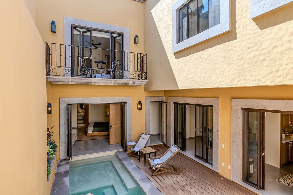 Designer Retreat in Centro Heated Pool & Views · photo 38