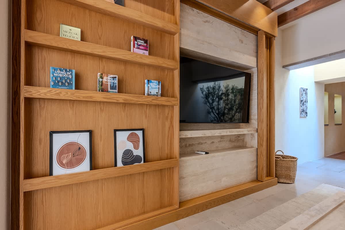 Designer Retreat in Centro Heated Pool & Views · photo 24