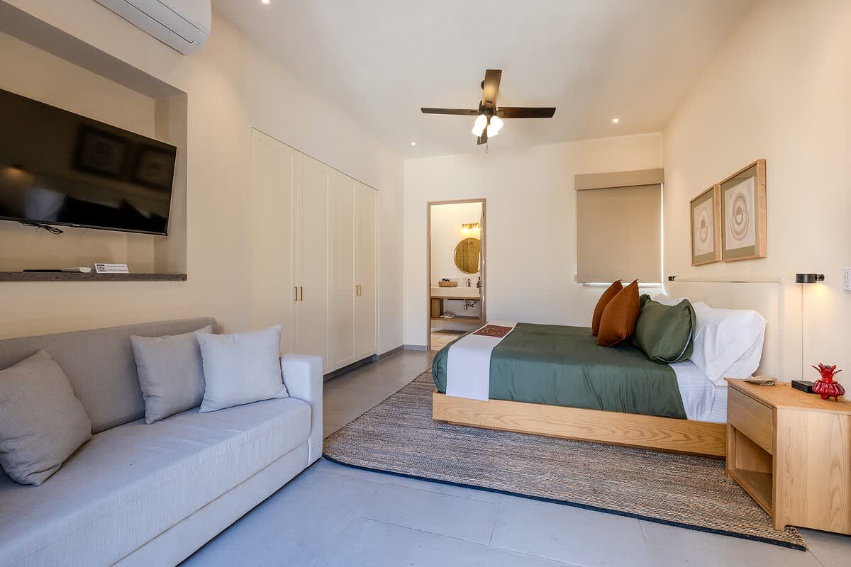 Designer Retreat in Centro Heated Pool & Views · photo 101