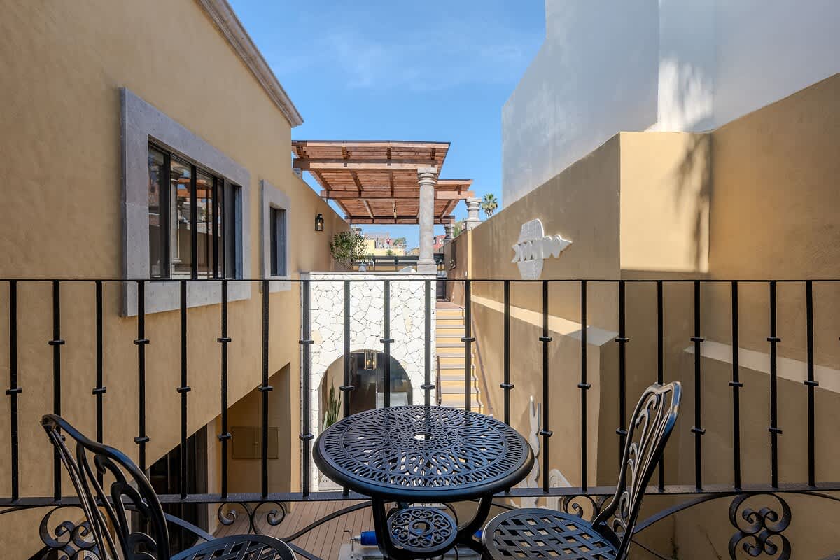 Designer Retreat in Centro Heated Pool & Views · photo 102