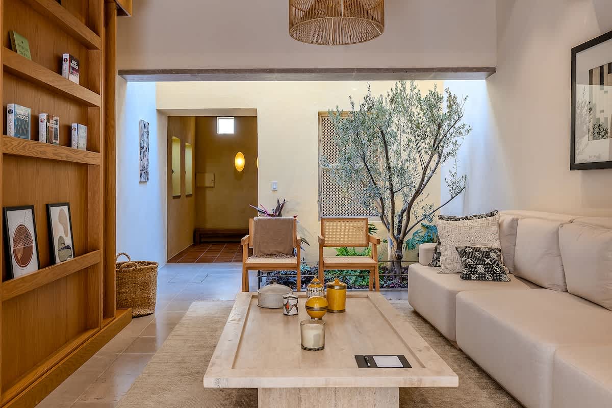 Designer Retreat in Centro Heated Pool & Views · photo 7
