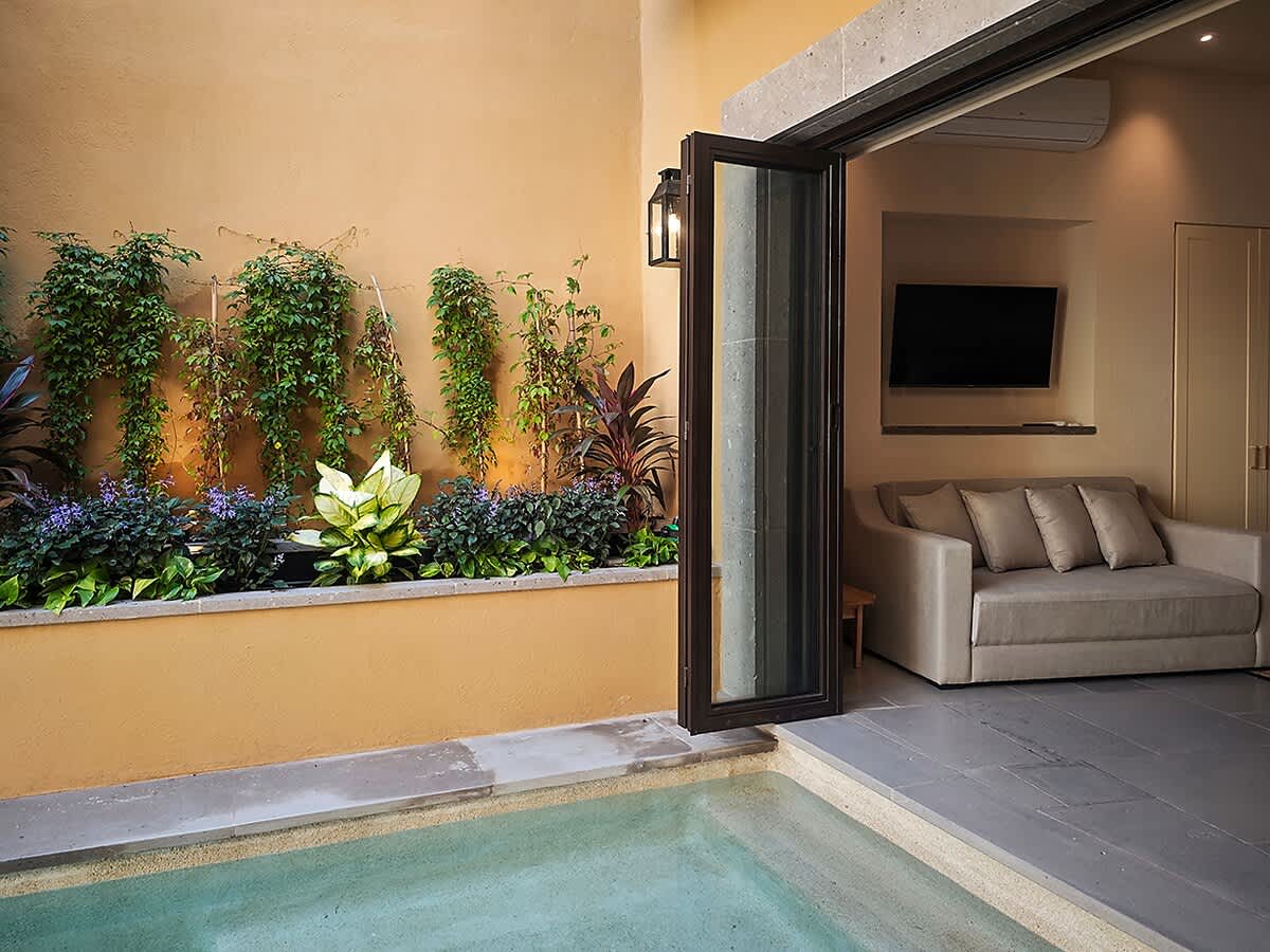 Designer Retreat in Centro Heated Pool & Views · photo 42
