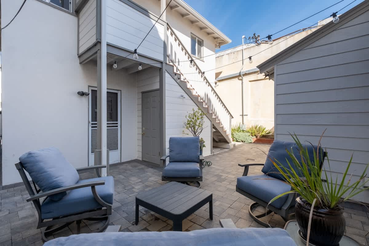 Charming Beachside Apt with Laundry, Steps to Shore!