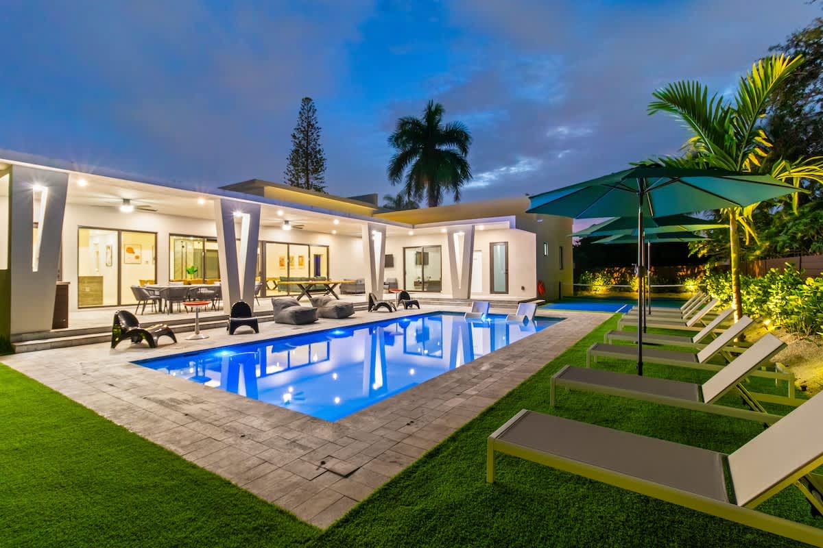 Miami Ultra Villa w Pool Movie Theater Pickle Ball — Miami, FL — vacation rental